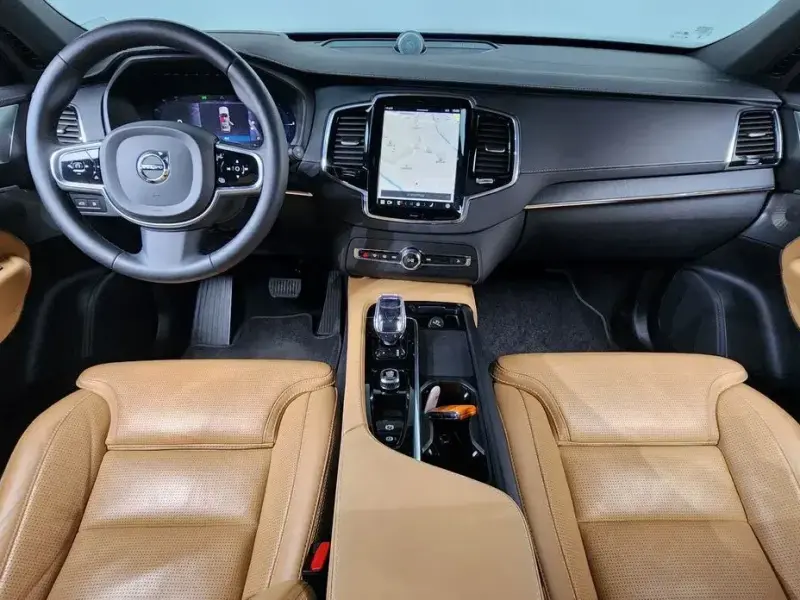2023 Volvo XC90 с пробегом 51 360 км