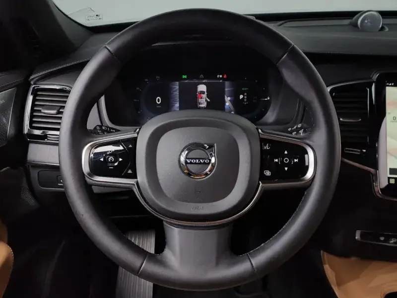 2023 Volvo XC90 с пробегом 51 360 км