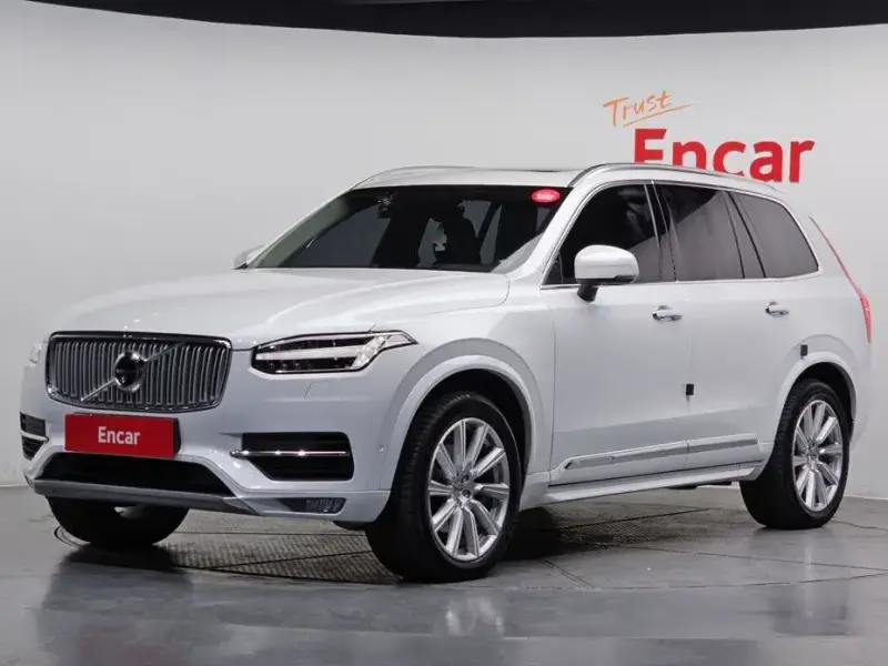 2016 Volvo XC90 с пробегом 106 696 км