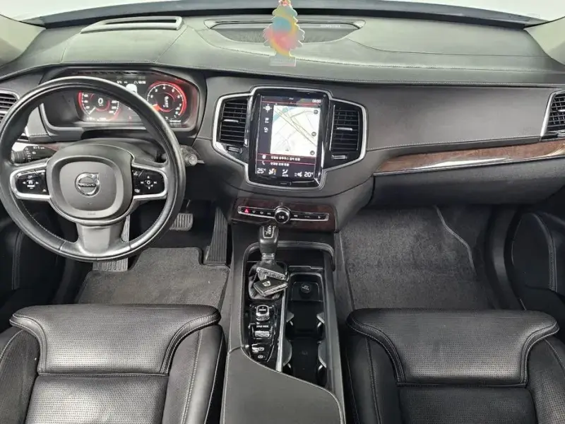 2016 Volvo XC90 с пробегом 106 696 км