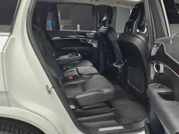 2016 Volvo XC90 с пробегом 106 696 км
