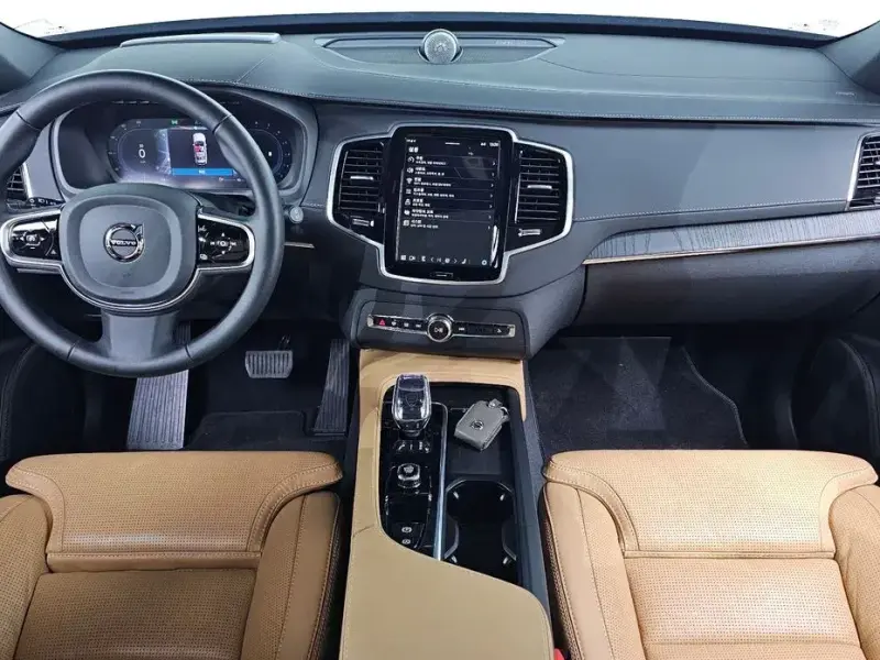 2024 Volvo XC90 с пробегом 9 225 км
