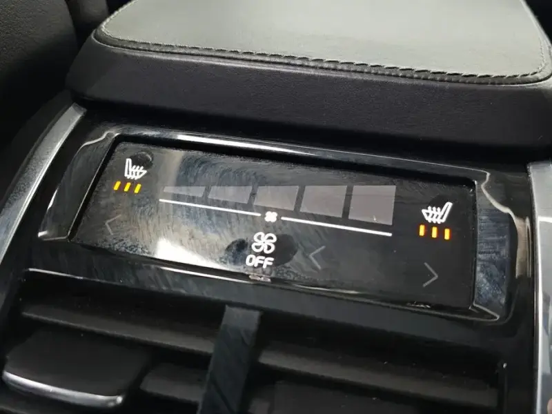 2016 Volvo XC90 с пробегом 106 696 км