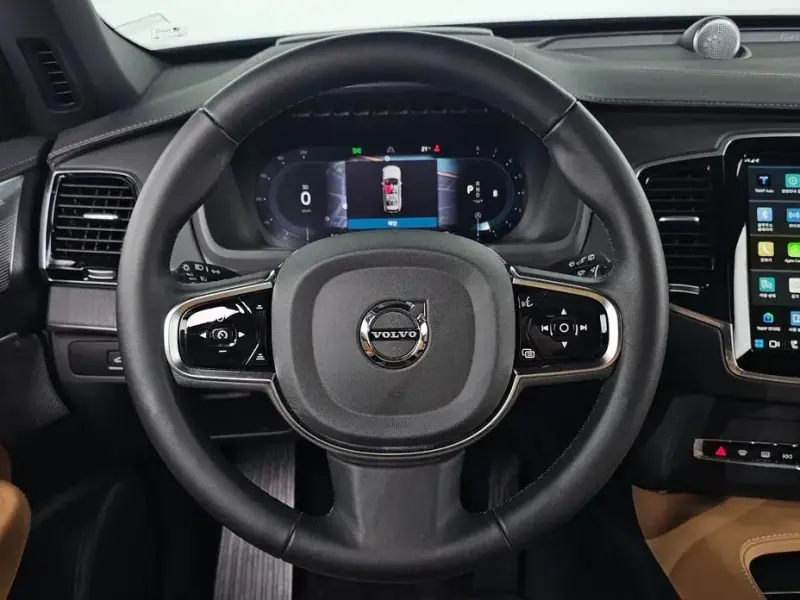 2024 Volvo XC90 с пробегом 9 225 км