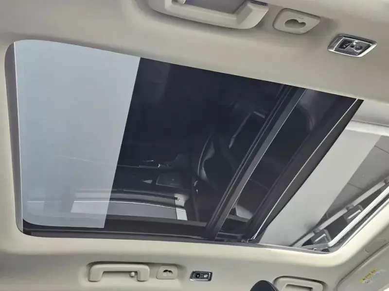 2016 Volvo XC90 с пробегом 106 696 км