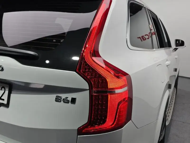 2024 Volvo XC90 с пробегом 9 225 км