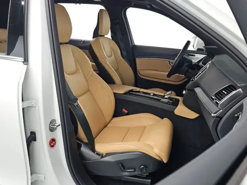 2024 Volvo XC90 с пробегом 9 225 км