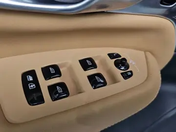 2024 Volvo XC90 с пробегом 9 225 км