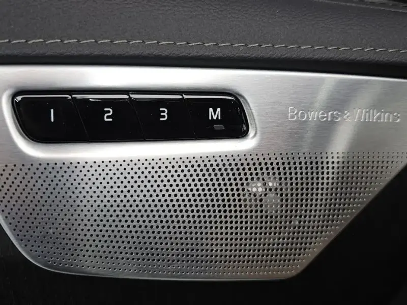 2024 Volvo XC90 с пробегом 9 225 км
