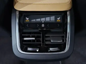 2024 Volvo XC90 с пробегом 9 225 км