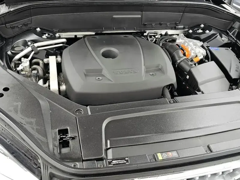 2022 Volvo XC90 с пробегом 29 976 км