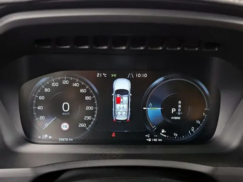 2022 Volvo XC90 с пробегом 29 976 км