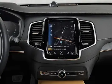 2022 Volvo XC90 с пробегом 29 976 км