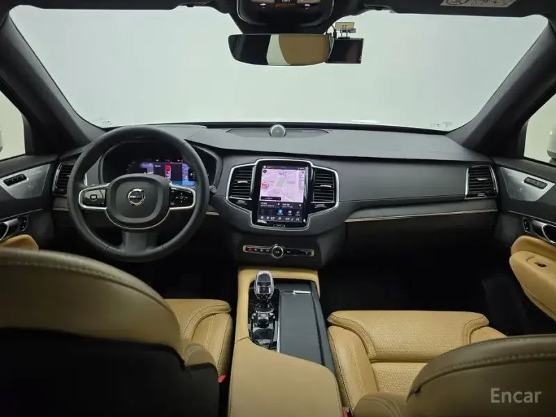 2022 Volvo XC90 с пробегом 47 516 км