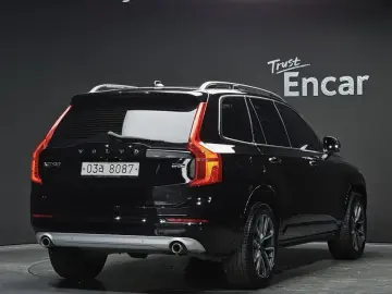 2017 Volvo XC90 с пробегом 115 028 км