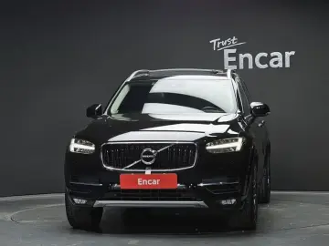 2017 Volvo XC90 с пробегом 115 028 км