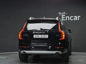 2017 Volvo XC90 с пробегом 115 028 км