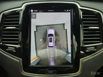2022 Volvo XC90 с пробегом 47 516 км