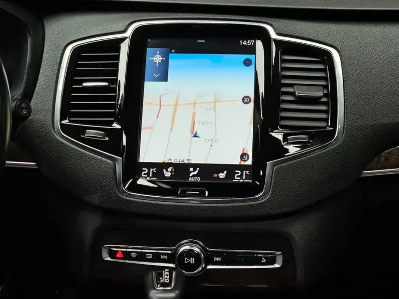 2017 Volvo XC90 с пробегом 115 028 км