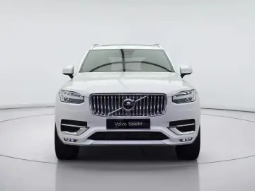 2025 Volvo XC90 с пробегом 12 710 км