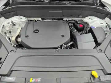2025 Volvo XC90 с пробегом 12 710 км
