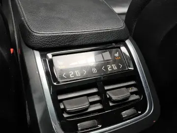 2017 Volvo XC90 с пробегом 115 028 км