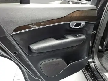 2017 Volvo XC90 с пробегом 115 028 км