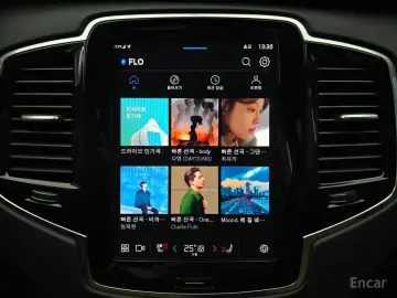2025 Volvo XC90 с пробегом 12 710 км