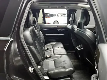 2017 Volvo XC90 с пробегом 115 028 км