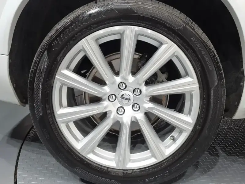 2016 Volvo XC90 с пробегом 73 548 км
