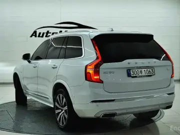 2021 Volvo XC90 с пробегом 46 876 км