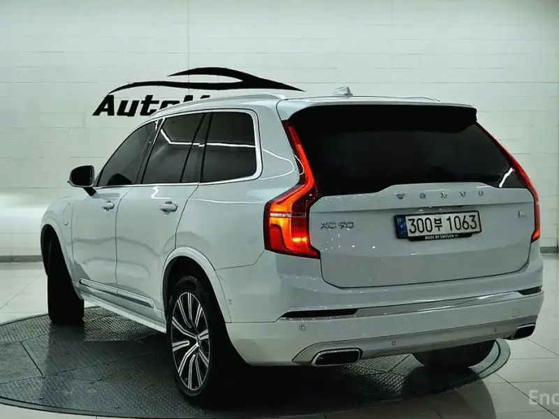 2021 Volvo XC90 с пробегом 46 876 км