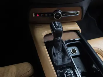 2016 Volvo XC90 с пробегом 73 548 км