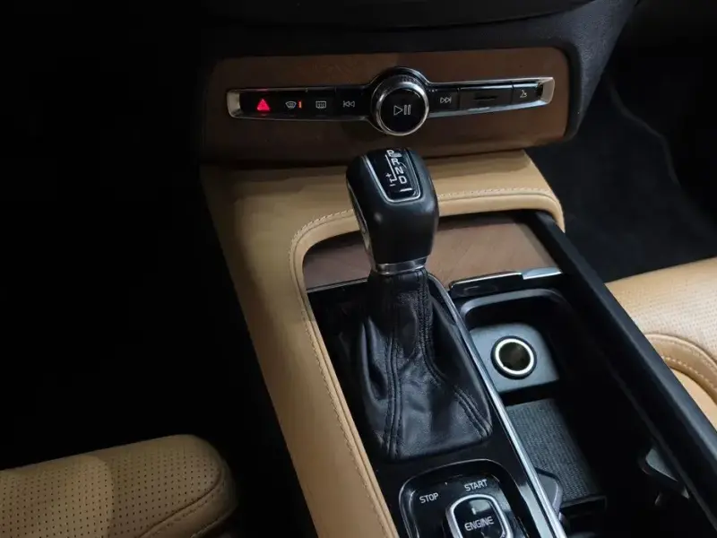 2016 Volvo XC90 с пробегом 73 548 км