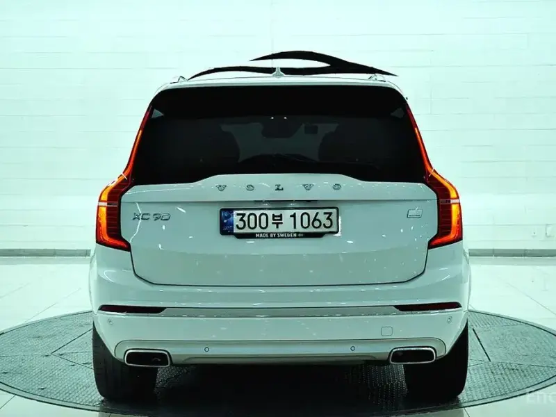 2021 Volvo XC90 с пробегом 46 876 км