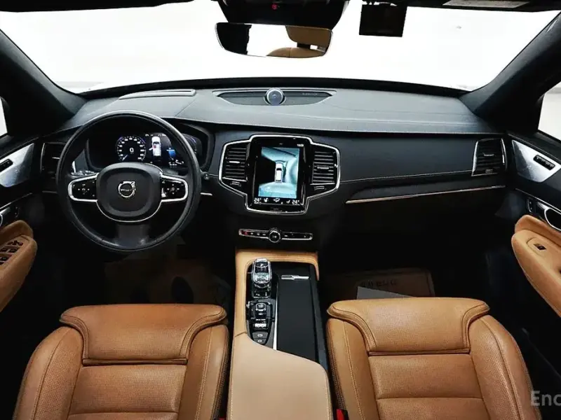 2021 Volvo XC90 с пробегом 46 876 км