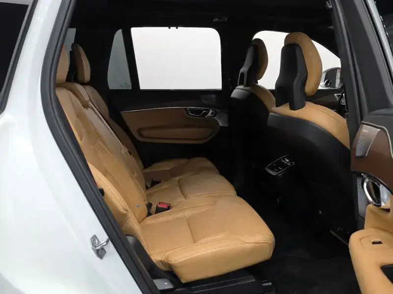 2016 Volvo XC90 с пробегом 73 548 км