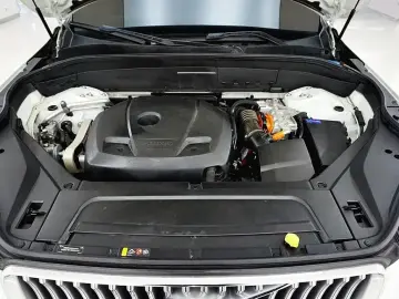 2021 Volvo XC90 с пробегом 46 876 км