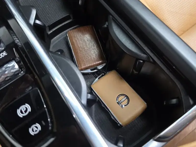 2016 Volvo XC90 с пробегом 73 548 км