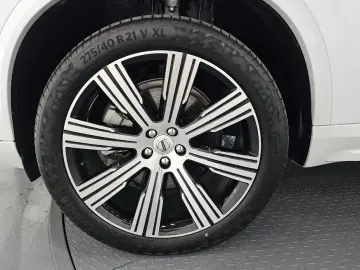 2025 Volvo XC90 с пробегом 10 893 км