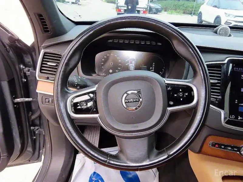 2018 Volvo XC90 с пробегом 186 162 км