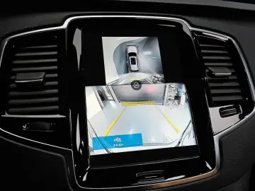 2025 Volvo XC90 с пробегом 10 893 км