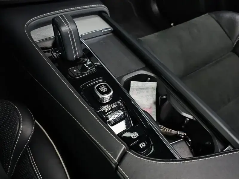 2020 Volvo XC90 с пробегом 39 721 км