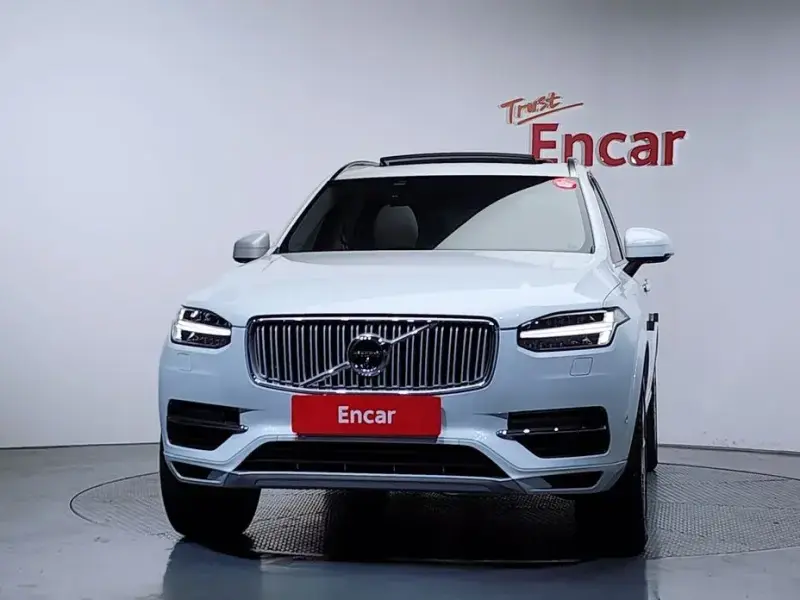 2019 Volvo XC90 с пробегом 72 705 км