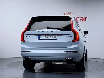 2019 Volvo XC90 с пробегом 72 705 км