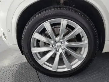 2019 Volvo XC90 с пробегом 72 705 км