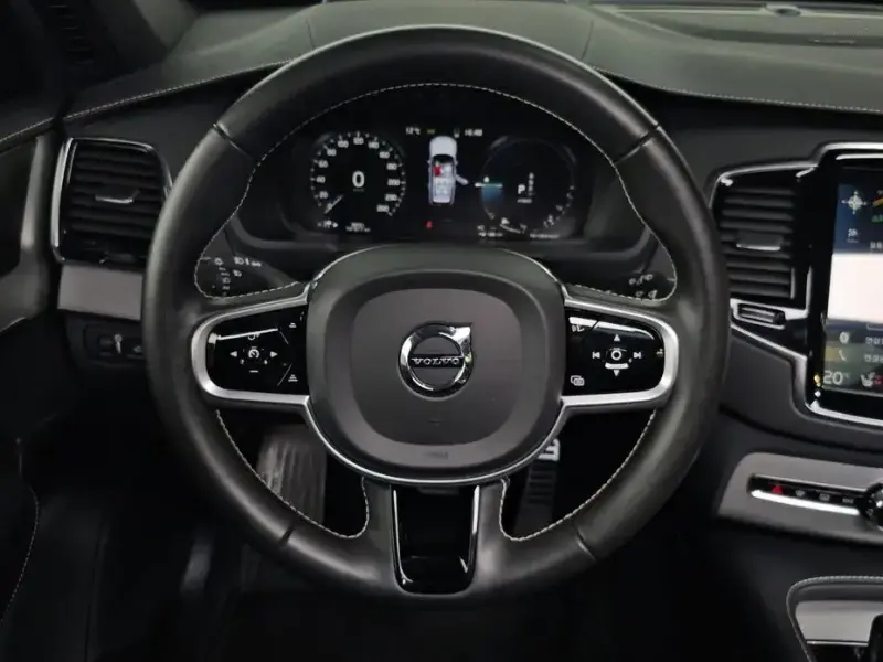 2020 Volvo XC90 с пробегом 39 721 км