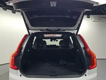 2020 Volvo XC90 с пробегом 39 721 км