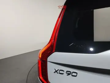 2019 Volvo XC90 с пробегом 72 705 км