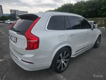 2023 Volvo XC90 с пробегом 22 000 км